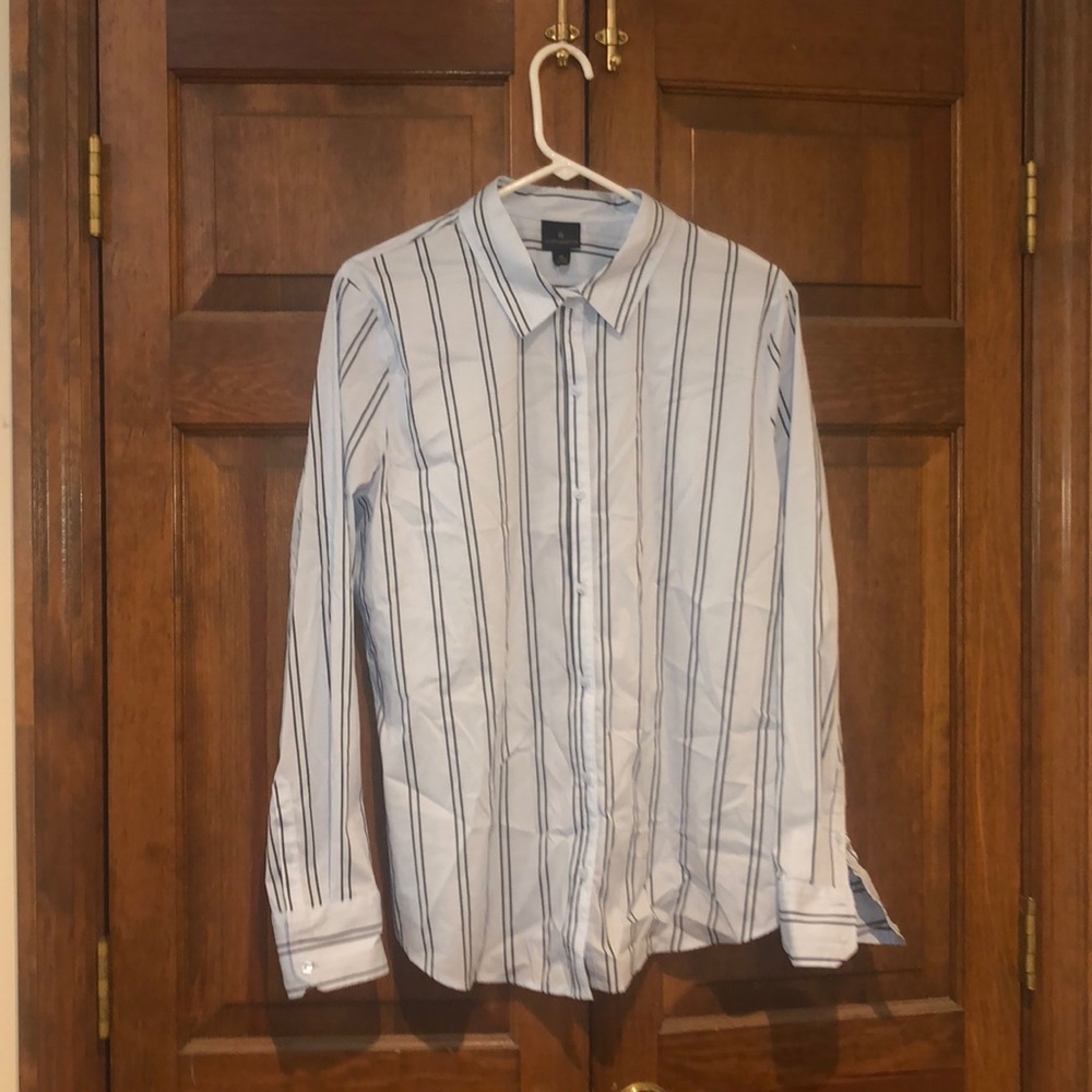 Worthington light blue with dark stripes long sleeve button down